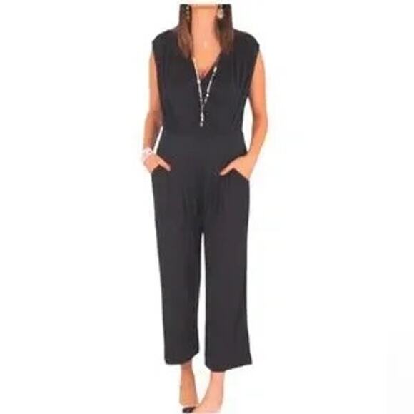 CAbi Downtown Jumpsuit Black V Neck Stretch Jersey Cap Sleeves Women Small - Picture 1 of 13
